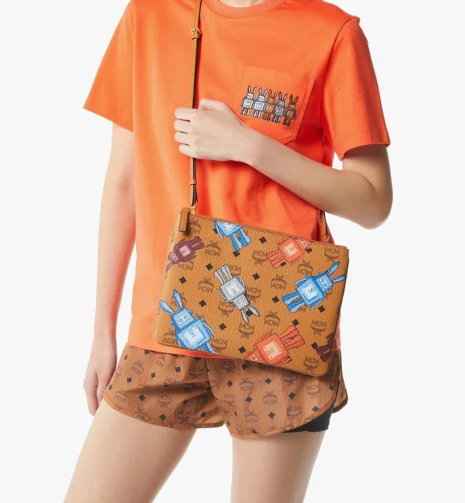 Aren Crossbody Pouch en Visetos Rabot Aren Crossbody Pouch en Visetos Rabot