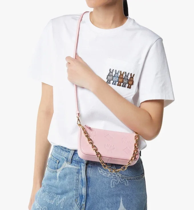 Bolso Aren Crossbody en piel con Maxi Monogram