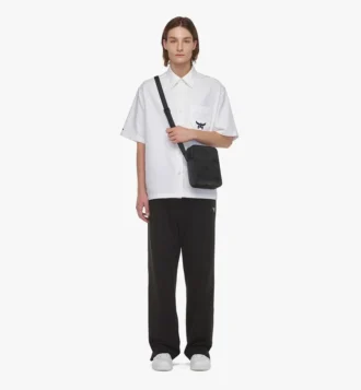 Bolso bandolera Klassik Crossbody en piel con Maxi Monogram