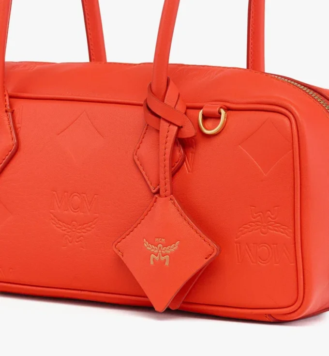Bolso de hombro Aren East West en piel Maxi Monogram Bolso de hombro Aren East West en piel Maxi Monogram