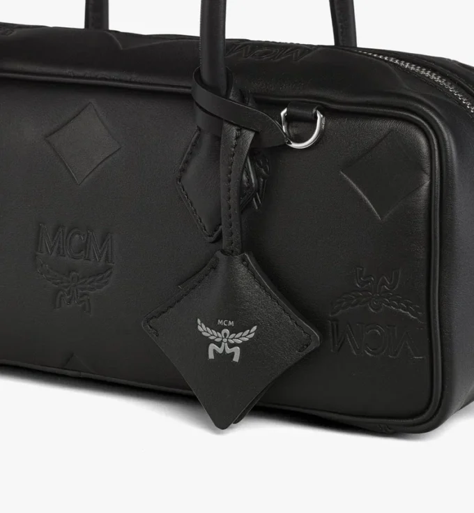 Bolso de hombro Aren East West en piel Maxi Monogram Bolso de hombro Aren East West en piel Maxi Monogram