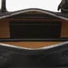 Bolso de hombro Aren East West en piel Maxi Monogram Bolso de hombro Aren East West en piel Maxi Monogram