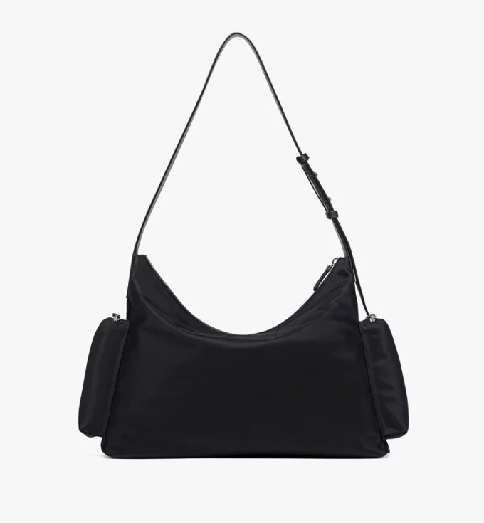 Bolso hobo con cremallera Aren en Econyl® y piel con estampado Monogram