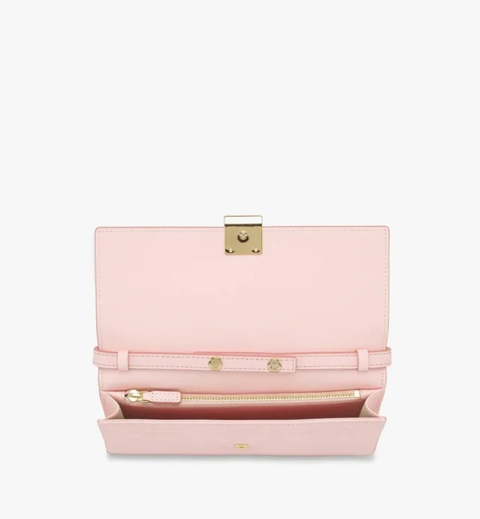 Cartera con cadena Aren en piel con monograma en relieve Cartera con cadena Aren en piel con monograma en relieve
