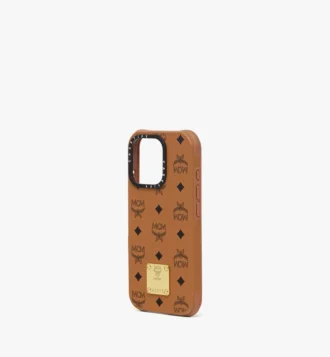 Funda para iPhone 16 Pro MCM x Casetify con placa de latón Bioveg