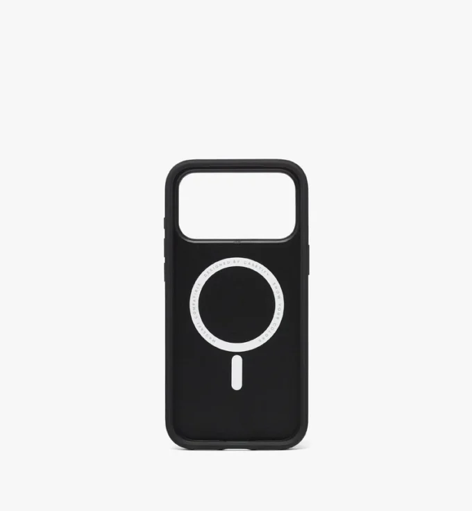 Funda para iPhone 17 Pro Max con logotipo de MCM x Casetify