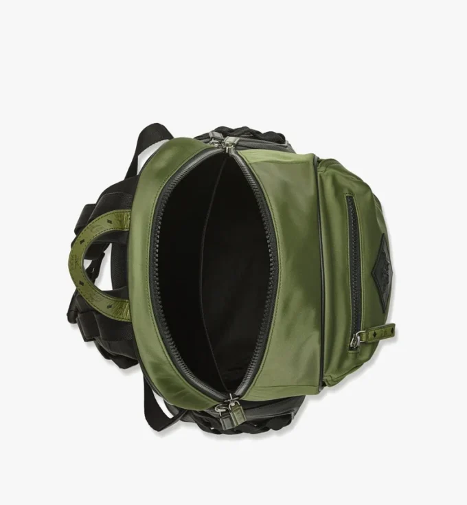 Mochila Aren en Econyl® y piel con estampado Monogram Mochila Aren en Econyl® y piel con estampado Monogram