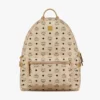 Mochila Stark con tachuelas laterales en Visetos Mochila Stark con tachuelas laterales en Visetos