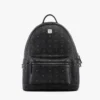 Mochila Stark con tachuelas laterales en Visetos Mochila Stark con tachuelas laterales en Visetos