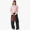 Mochila Stark con tachuelas laterales en Visetos Mochila Stark con tachuelas laterales en Visetos