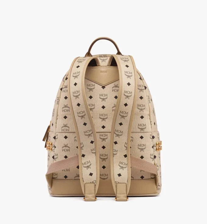Mochila Stark con tachuelas laterales en Visetos Mochila Stark con tachuelas laterales en Visetos