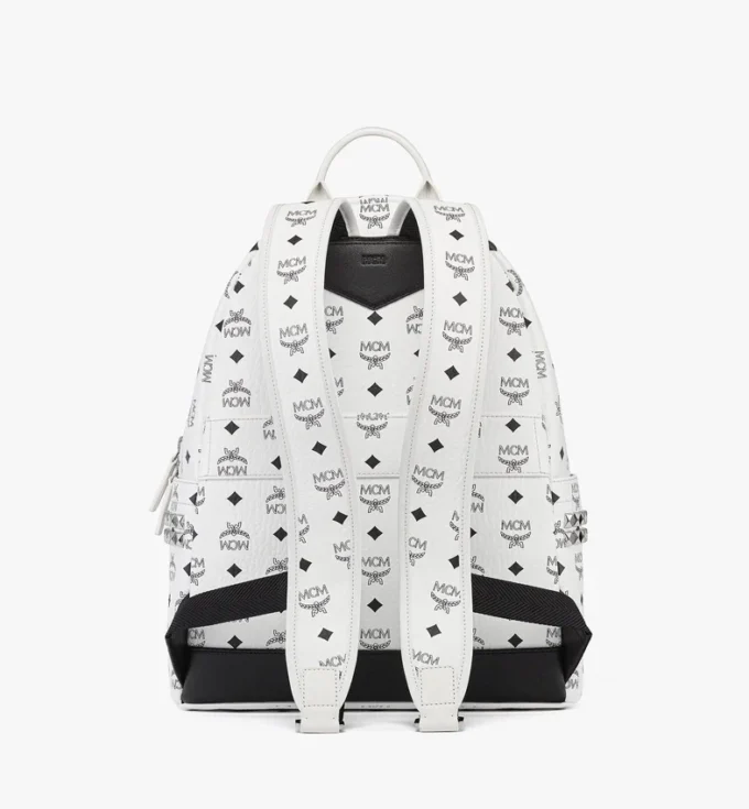 Mochila Stark con tachuelas laterales en Visetos Mochila Stark con tachuelas laterales en Visetos