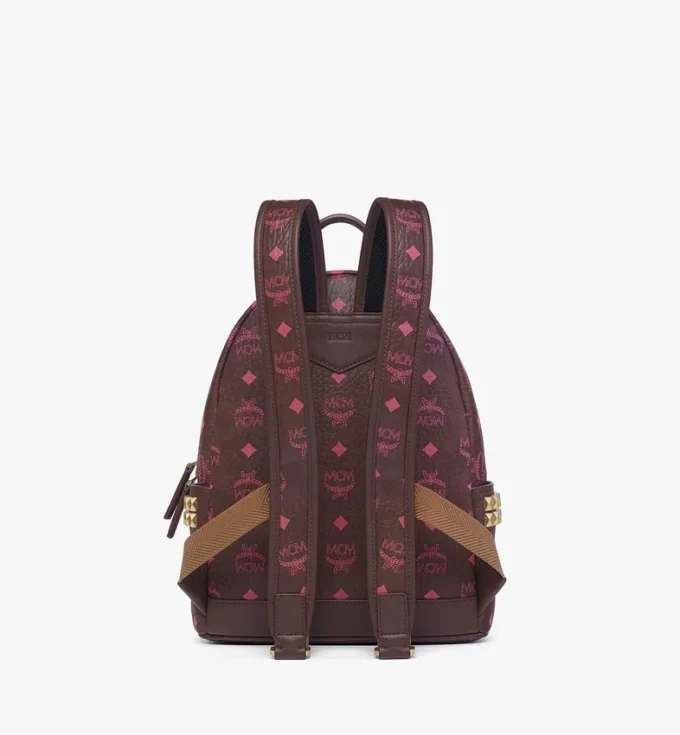 Mochila Stark con tachuelas laterales en Visetos Mochila Stark con tachuelas laterales en Visetos