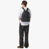 Mochila Stark con tachuelas laterales en Visetos Mochila Stark con tachuelas laterales en Visetos