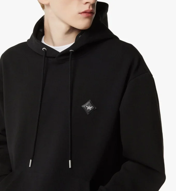 Sudadera Essential con capucha de ponte y parche con el logotipo Sudadera Essential con capucha de ponte y parche con el logotipo