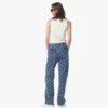 Vaqueros de denim con monograma Lauretos Vaqueros de denim con monograma Lauretos